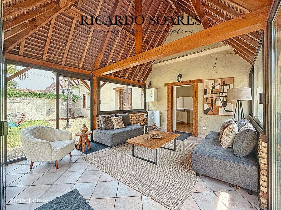 Maison à PONT-SAINTE-MAXENCE