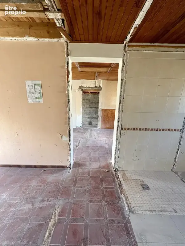 Maison au calme de 84m2 à rénover sur son terrain de 300m2. - photo 6