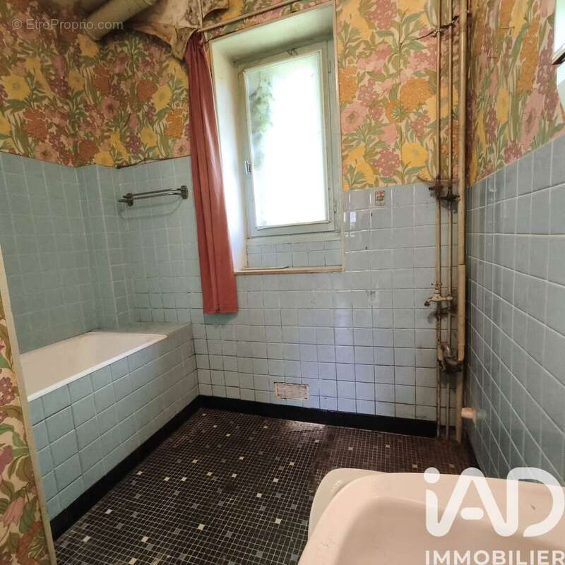 Maison 110 m² à Girolles  - photo 8