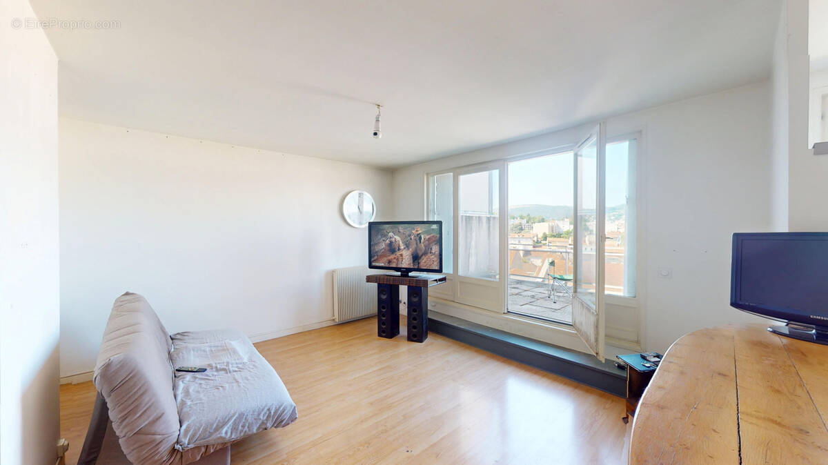 Appartement à FIRMINY