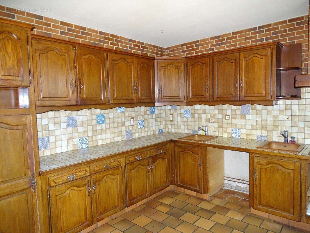 Immeuble, 5 appartements, 273 m² - photo 6
