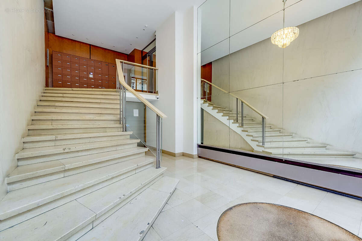 Appartement 54m² à paris 16e arrondissement - photo 12