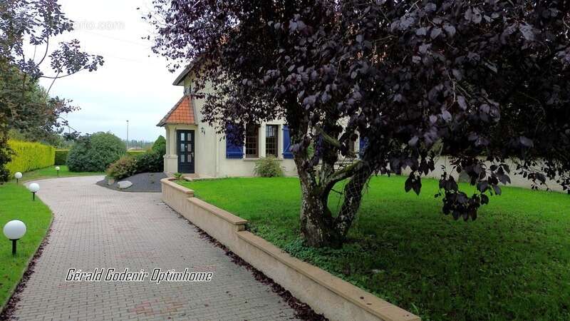 Maison à VINCEY