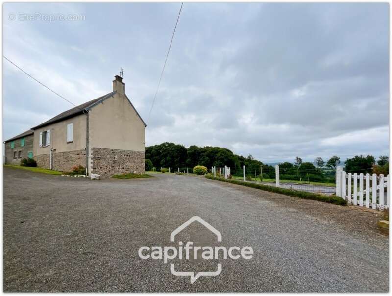 Maison de 71 m², garage, dépendances , terrain de 12234m² - photo 5