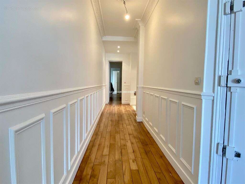 Appartement à PARIS-15E