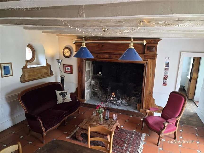 Maison à THAURON
