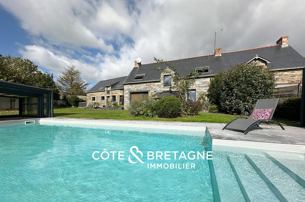 Maison à MALESTROIT