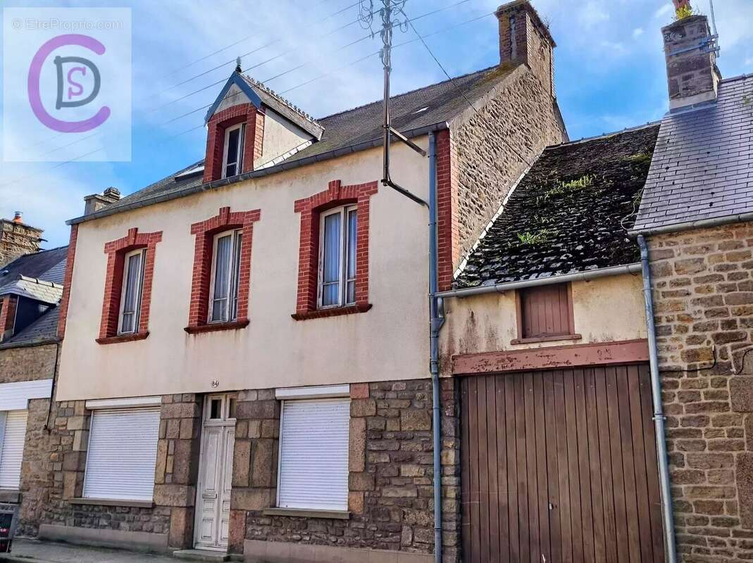 Maison à SAINT-PIERRE-EGLISE