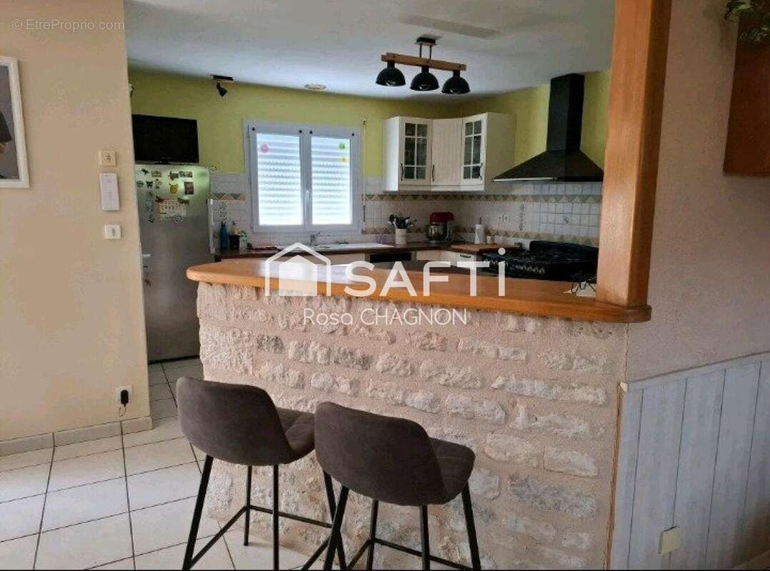 Photo 3 - Maison à SAINT-HILAIRE-DES-LOGES