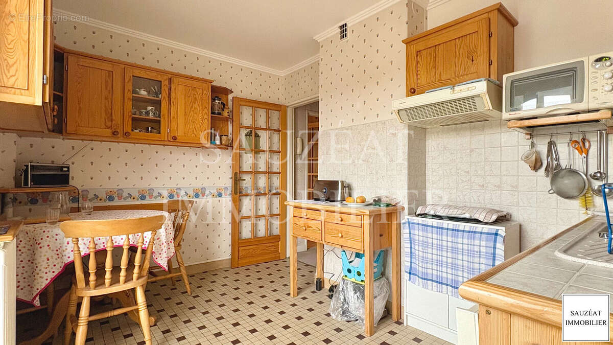 Appartement à MONTROUGE