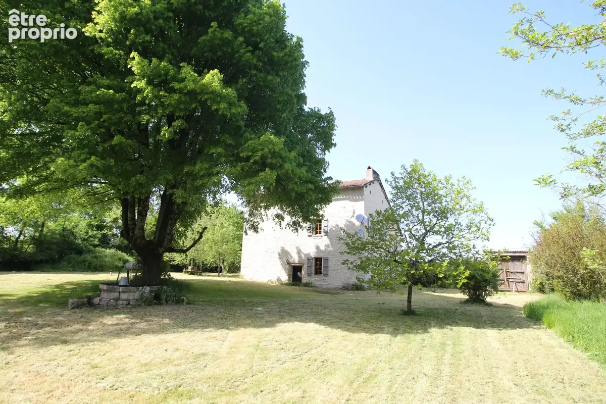 « Logis » historique datant du XVIIème siècle. - photo 15
