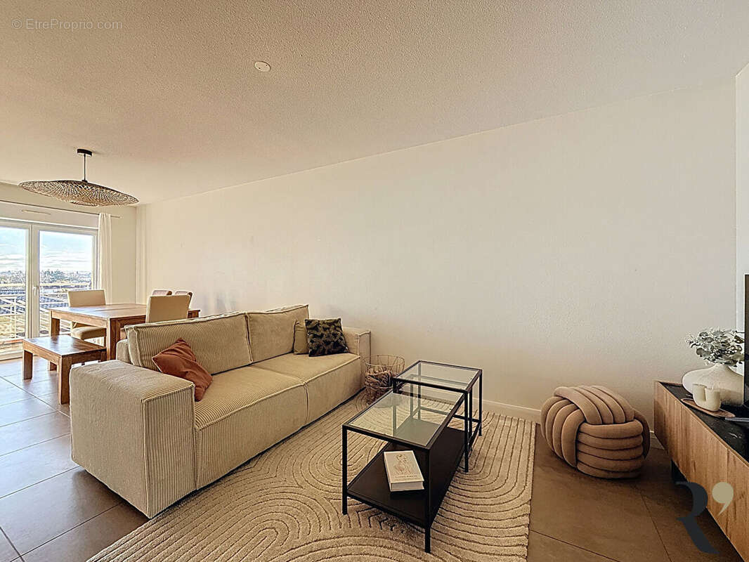 Appartement 3 pièces  65 m2 Quint-Fonsegrives - Vue Pyrénées ! - photo 3