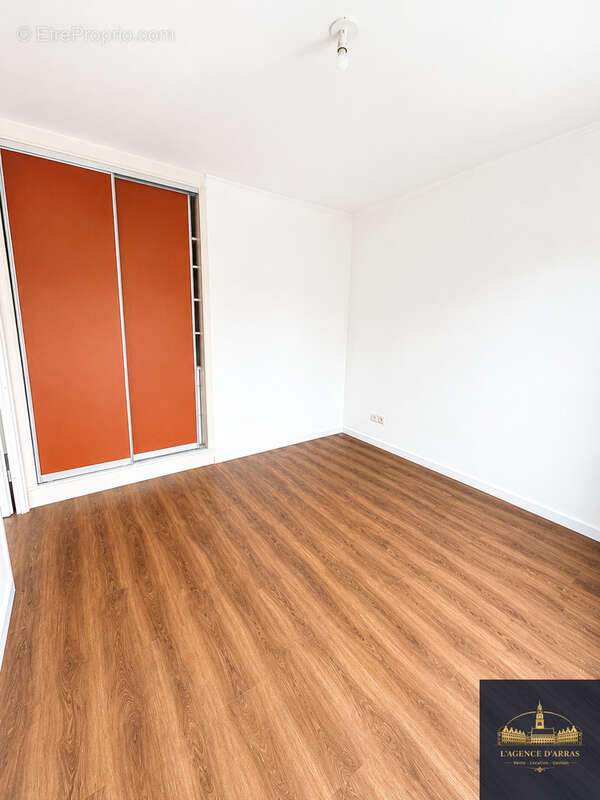 Appartement coup de cœur   t2 rénové avec balcon   arras gares - photo 4