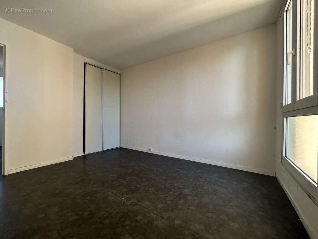 Appartement à BOIS-D'ARCY