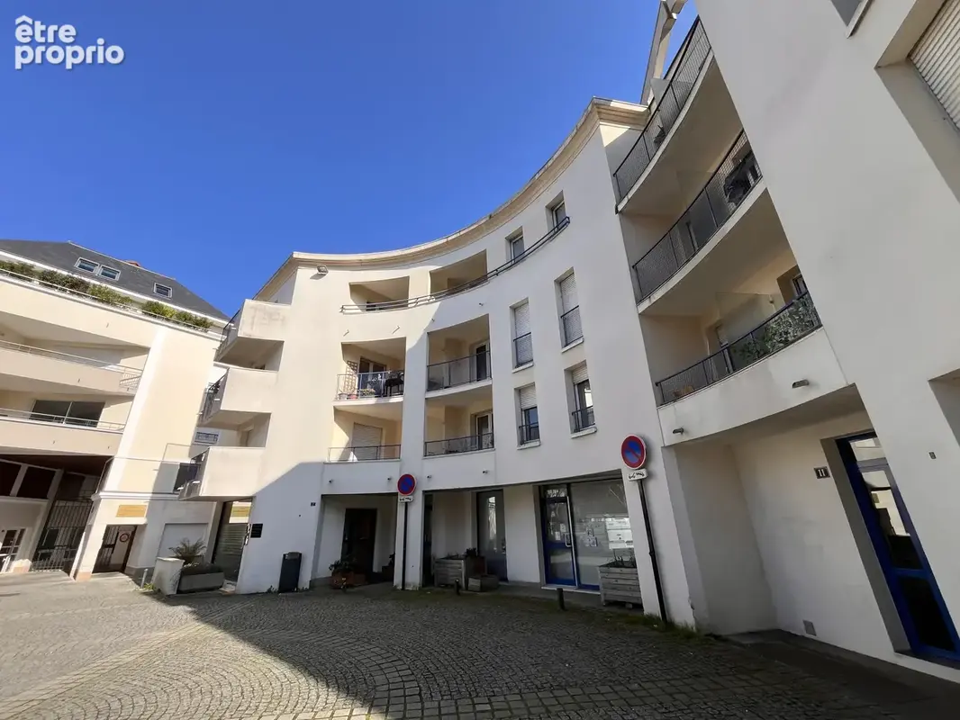 Nantes Centre - quartier Viarme - Grand Appartement T3 - Terrasse - Garage boxé - Cave - photo 18