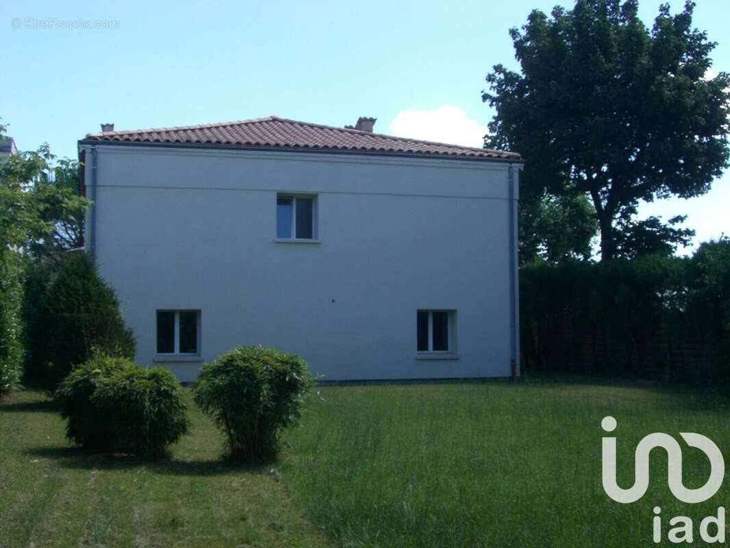 Photo 8 - Maison à ROMANS-SUR-ISERE