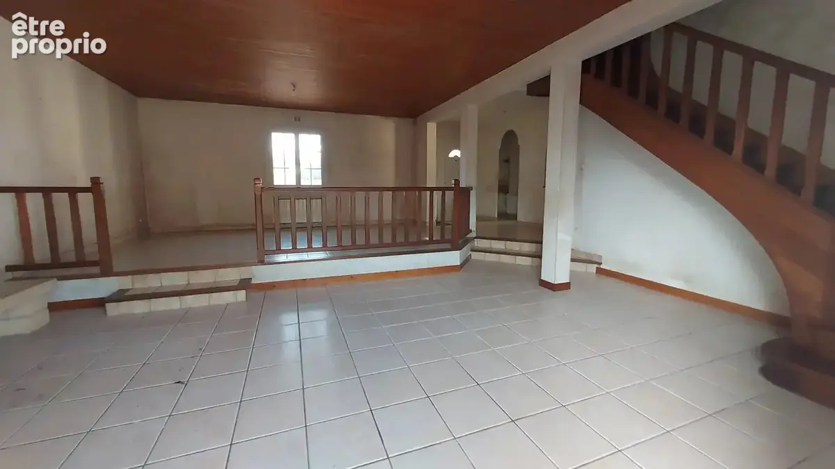 Maison 144 m² à Ste Neaomaye - photo 3