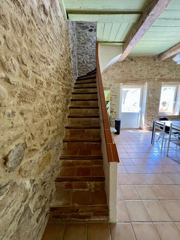 Maison à BOUTENAC