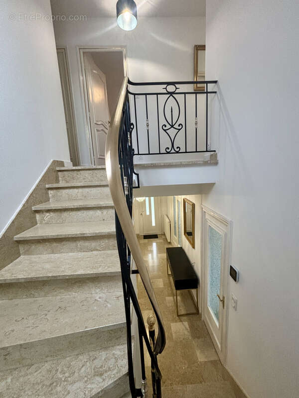 Maison à SAINT-EVARZEC