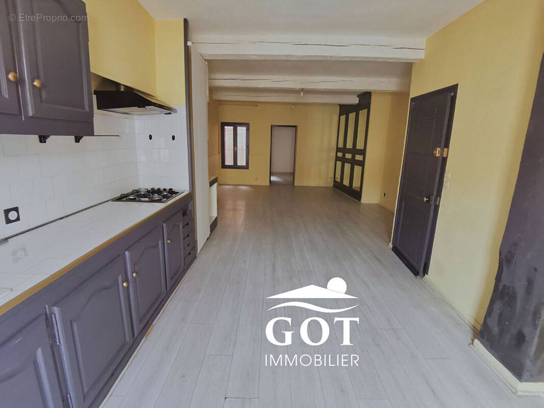 Maison à VILLELONGUE-DE-LA-SALANQUE