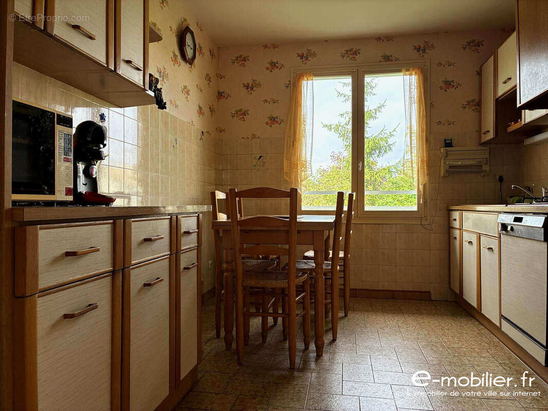 Maison à LE COTEAU