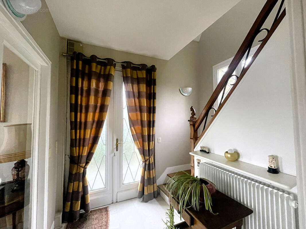 Maison à SAINT-LEU-LA-FORET