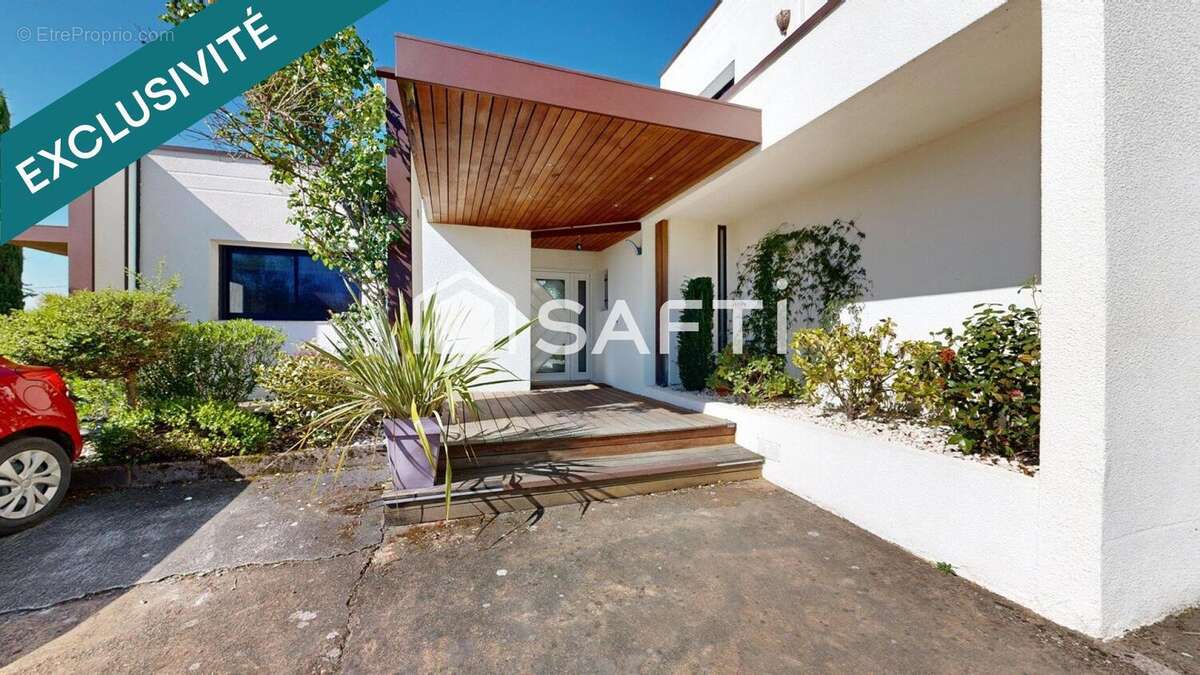 Maison 330 m² à Mondavezan  - photo 4