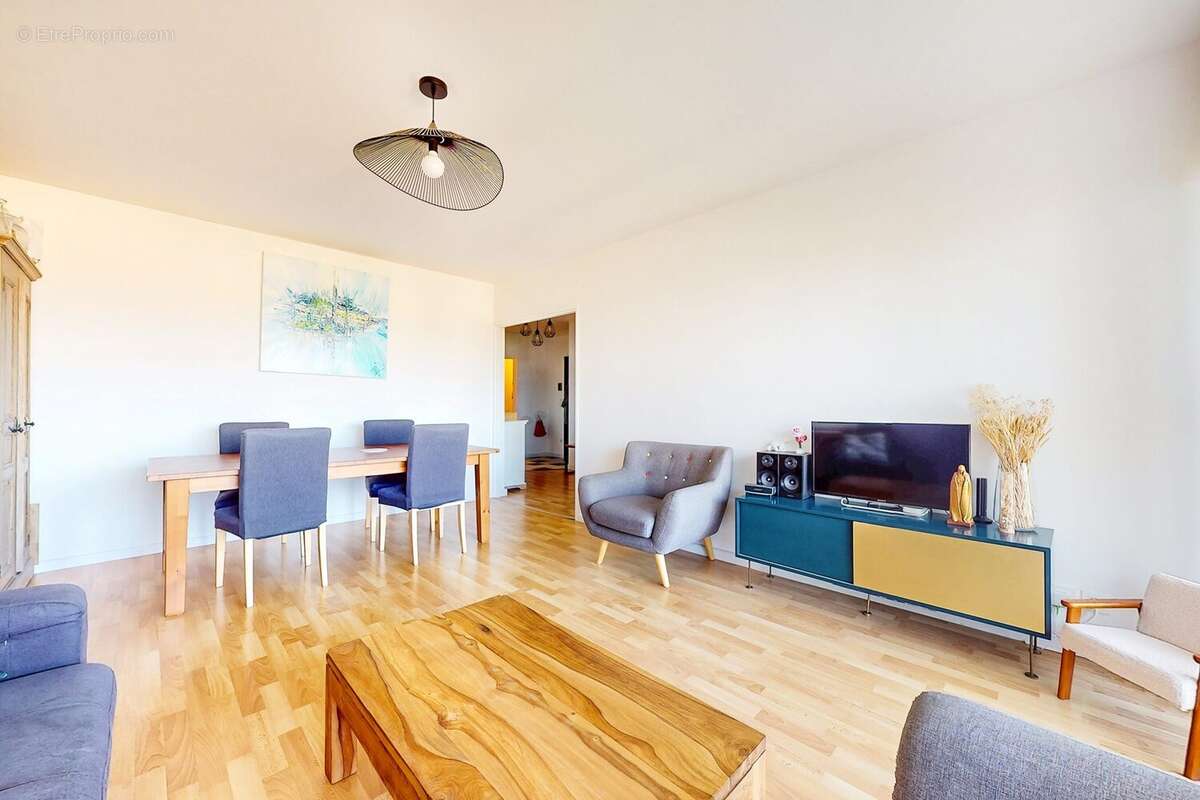 Appartement à LYON-5E