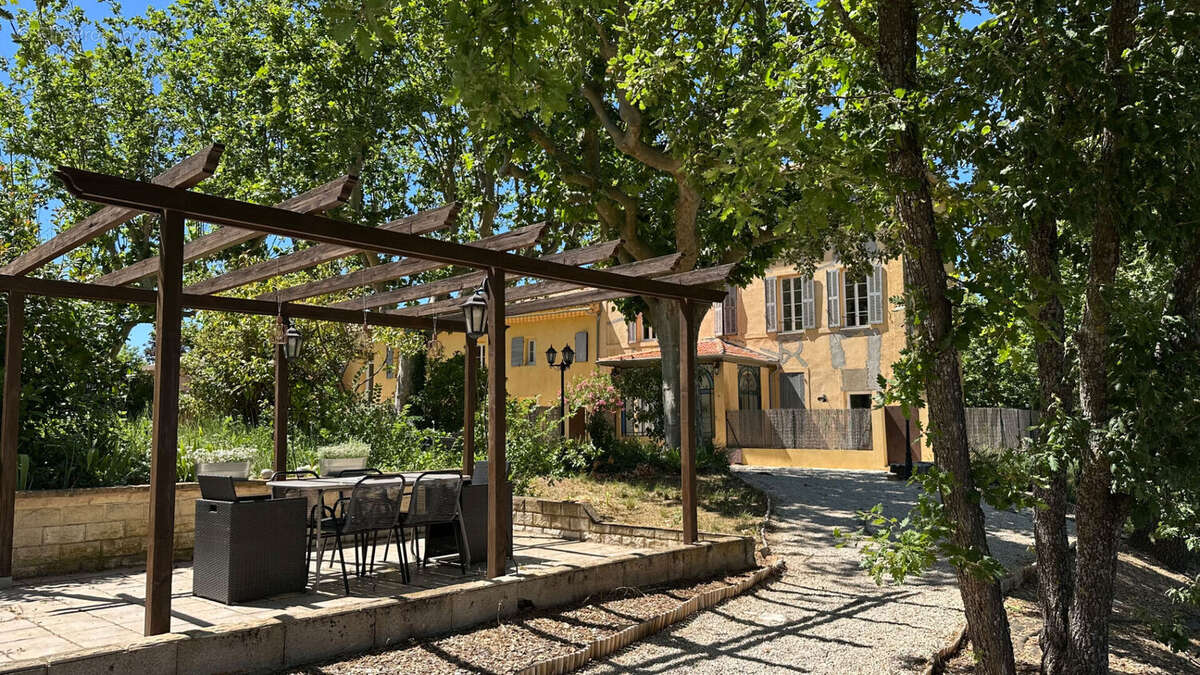 Appartement à AIX-EN-PROVENCE