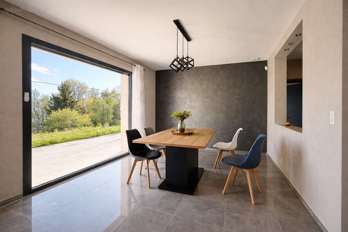 Maison à FILLINGES