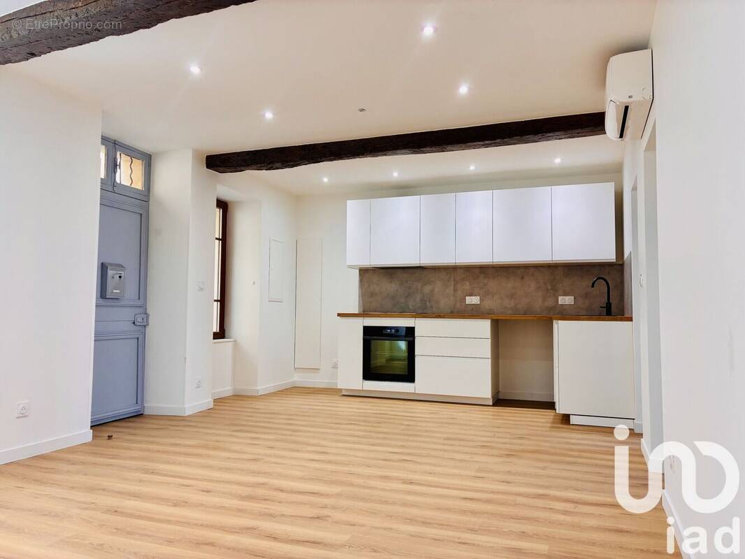 Photo 1 - Appartement à EYGUIERES