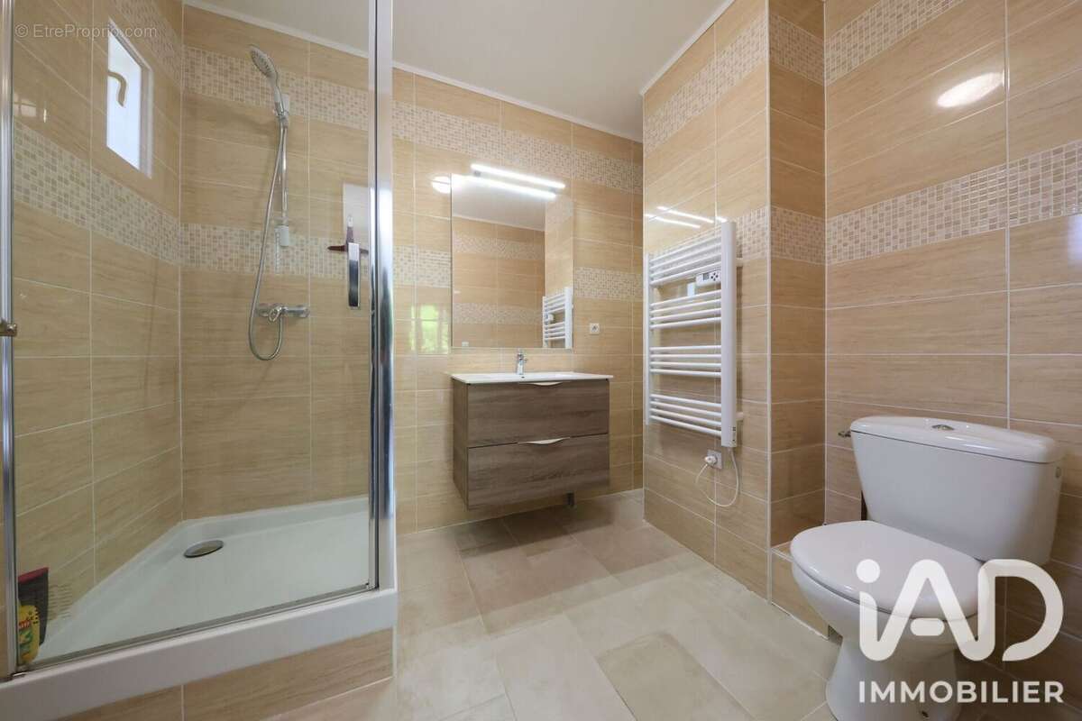 Maison 240 m² à Soisy-Sur-Seine  - photo 9