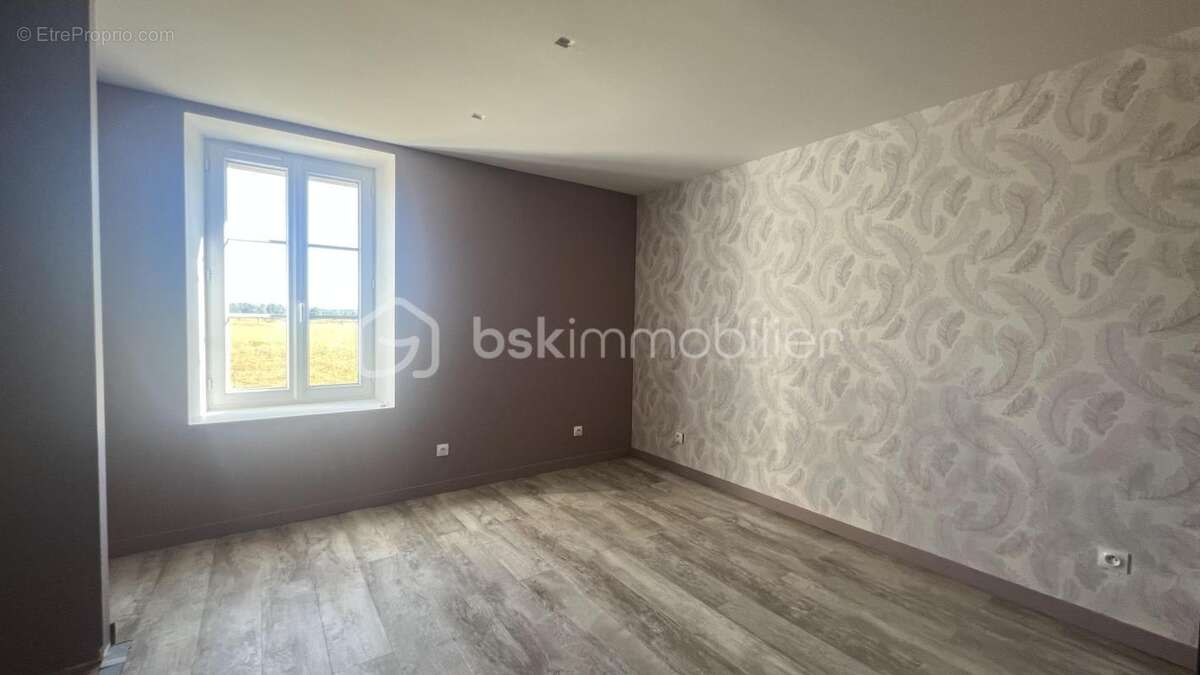 2 hectares + maison rénovée 102m² + dépendances  - indre 36 - photo 7