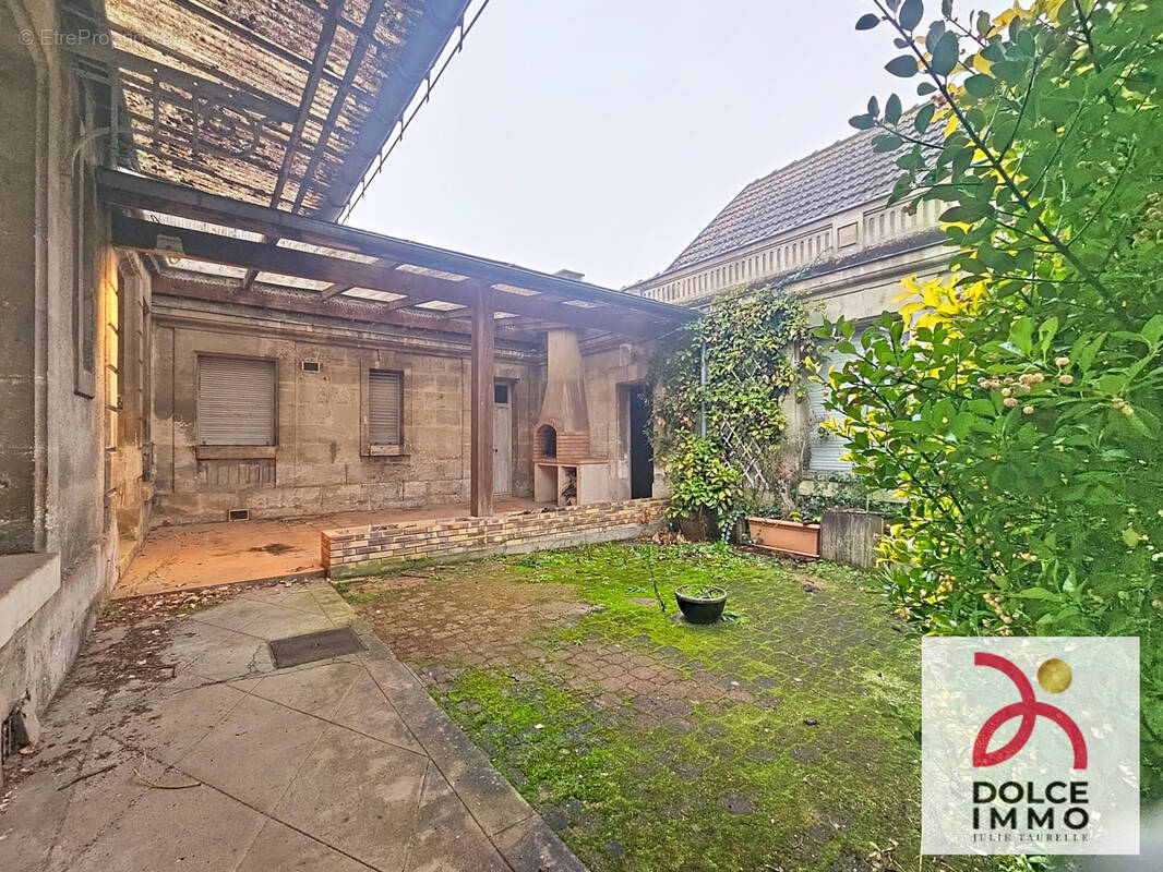 Maison à SAINT-MEDARD-EN-JALLES