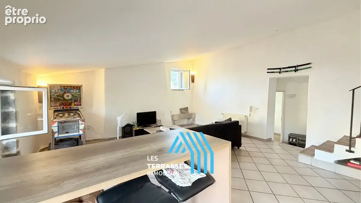 Appartement 74 m² à Viviers  - photo 3