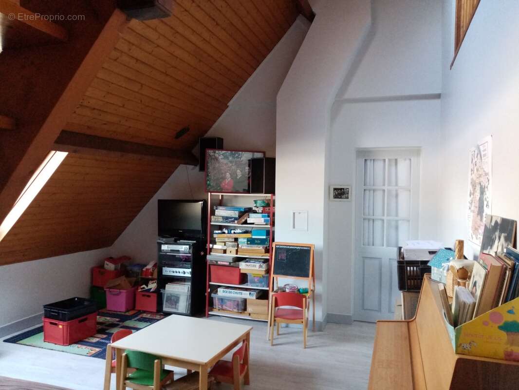Maison à vendre 8 pièces YVETOT (76) à 1 heure 40 de la gare Saint Lazare PARIS - photo 11