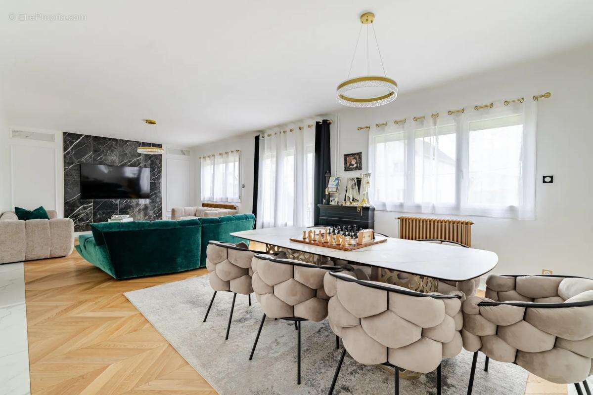Appartement à BONNEUIL-SUR-MARNE
