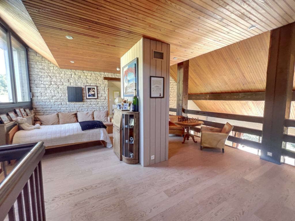 Maison à SAINT-AUBIN-CHATEAU-NEUF