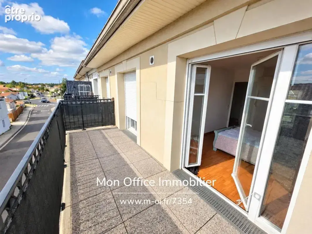 Référence : 7354-PEL - Appartement 3 pièces - photo 2