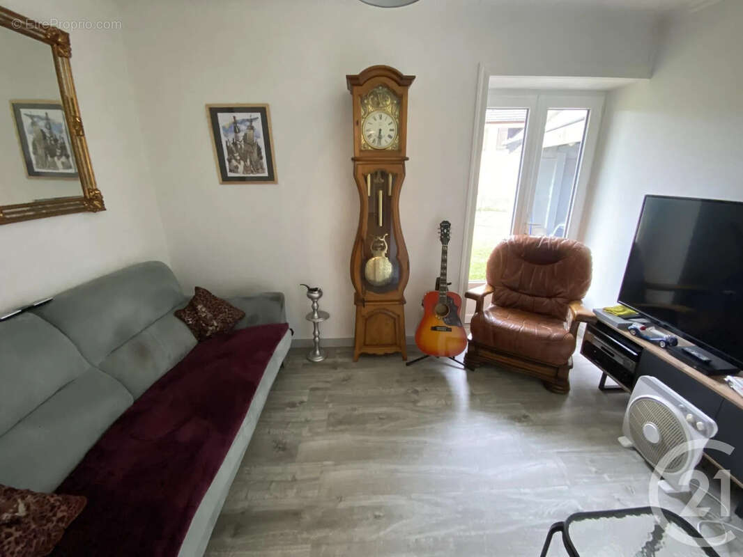 Maison à VITRY-LACHE