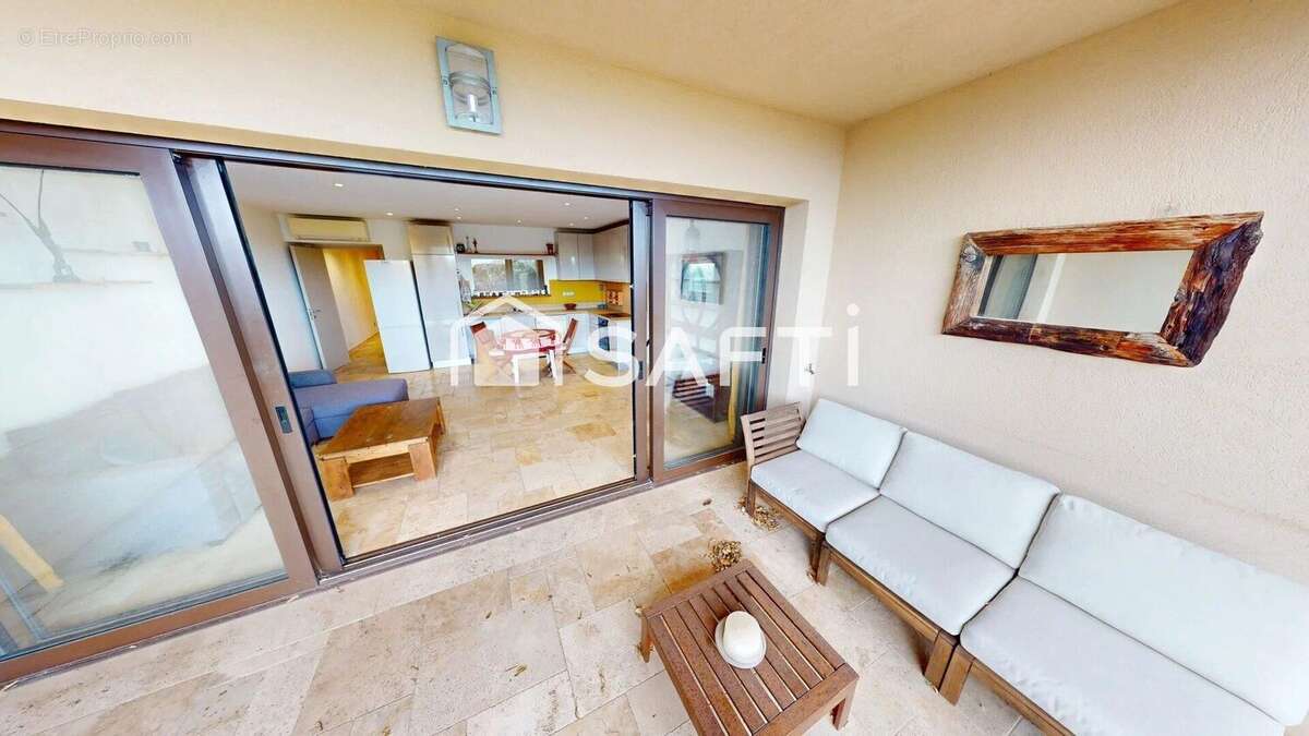Photo 4 - Appartement à ROQUEBRUNE-SUR-ARGENS