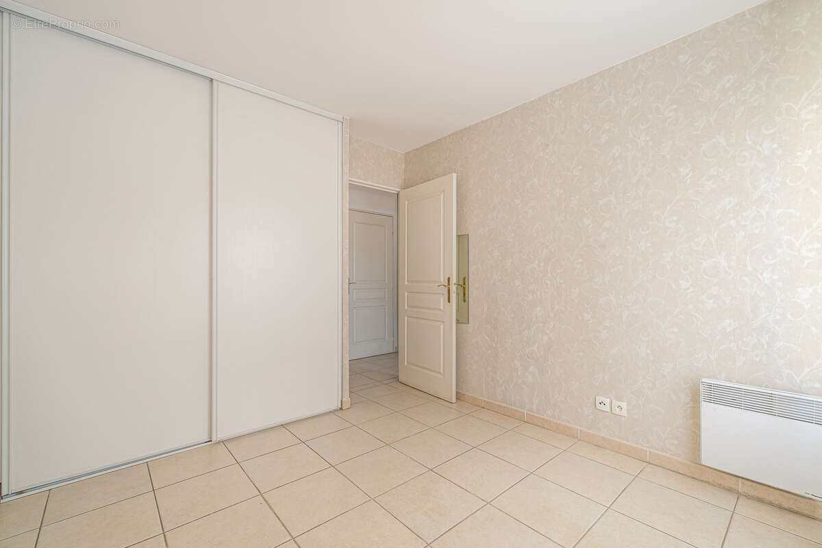 Appartement à MARSEILLE-12E