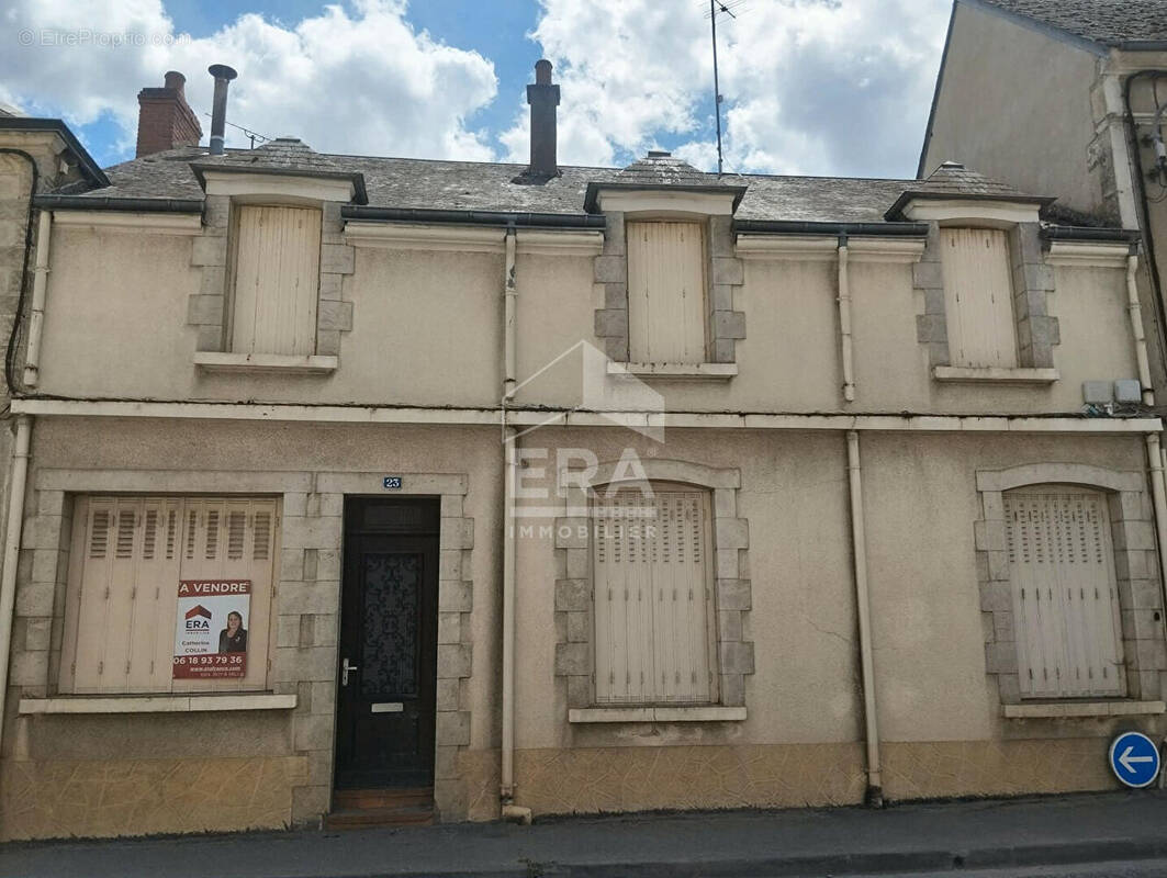 Maison à LIGNIERES