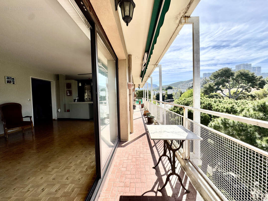 Appartement à MARSEILLE-9E