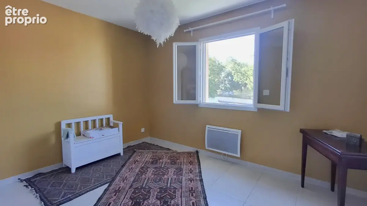 Exclusivité - Villa de 95m² avec 3 ch. piscine et et garage, à la sortie de Saint Paul 3 Châteaux - photo 12