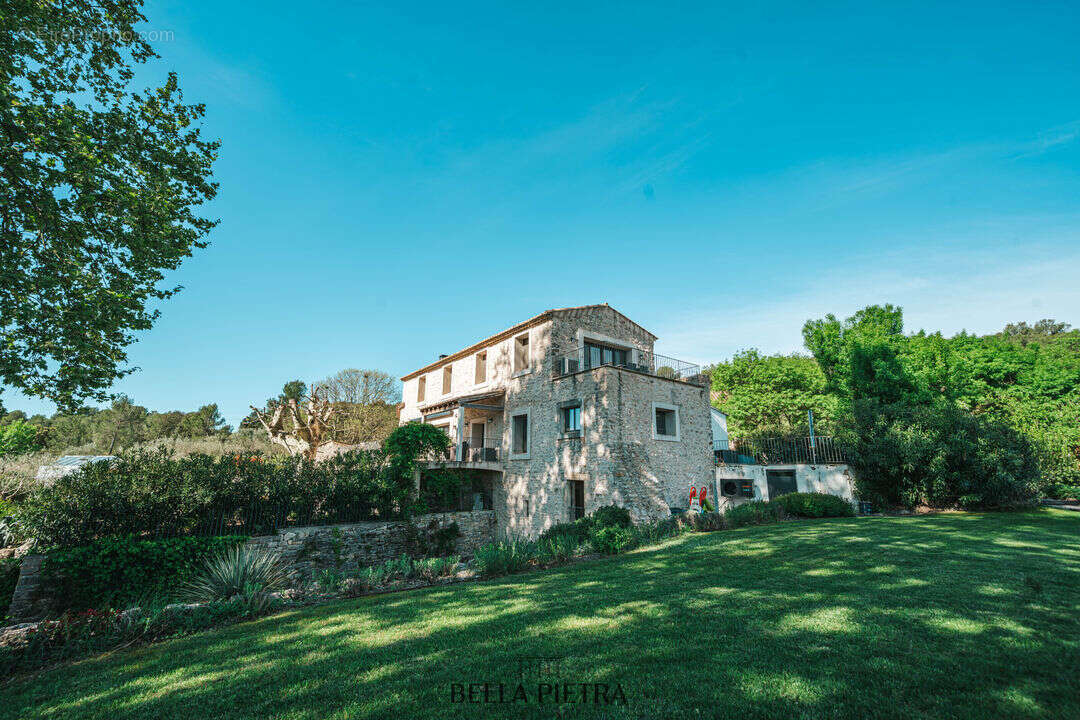 Maison à SAINT-MATHIEU-DE-TREVIERS