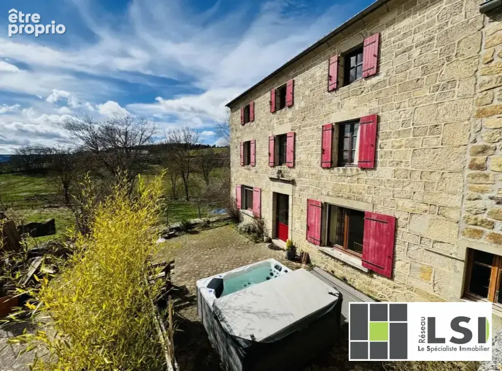 Maison 7 pièces 176 m² à vendre à Saint-Christophe-D'allier (43340) - photo 5