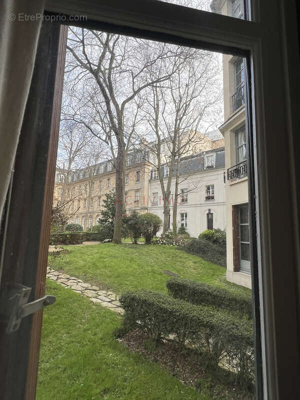 Appartement à PARIS-5E
