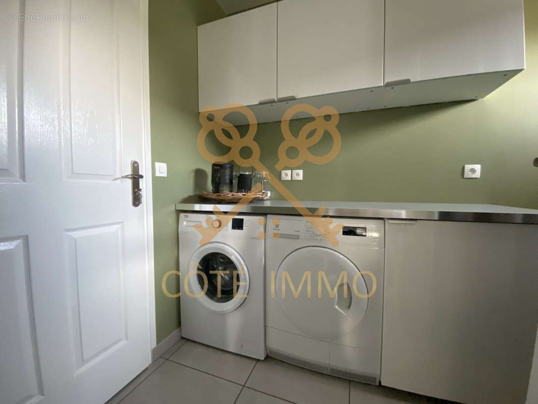 Maison à COURRIERES