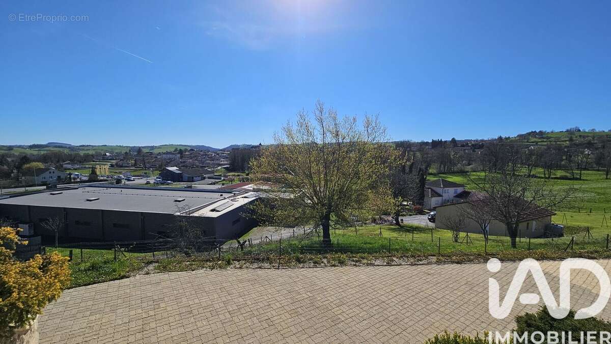 Photo 8 - Maison à SAINT-ETIENNE-DE-MAURS